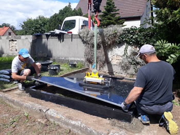 Steinmetzbetrieb Buschner Grabmale für Zeitz, Elsteraue und Umgebung